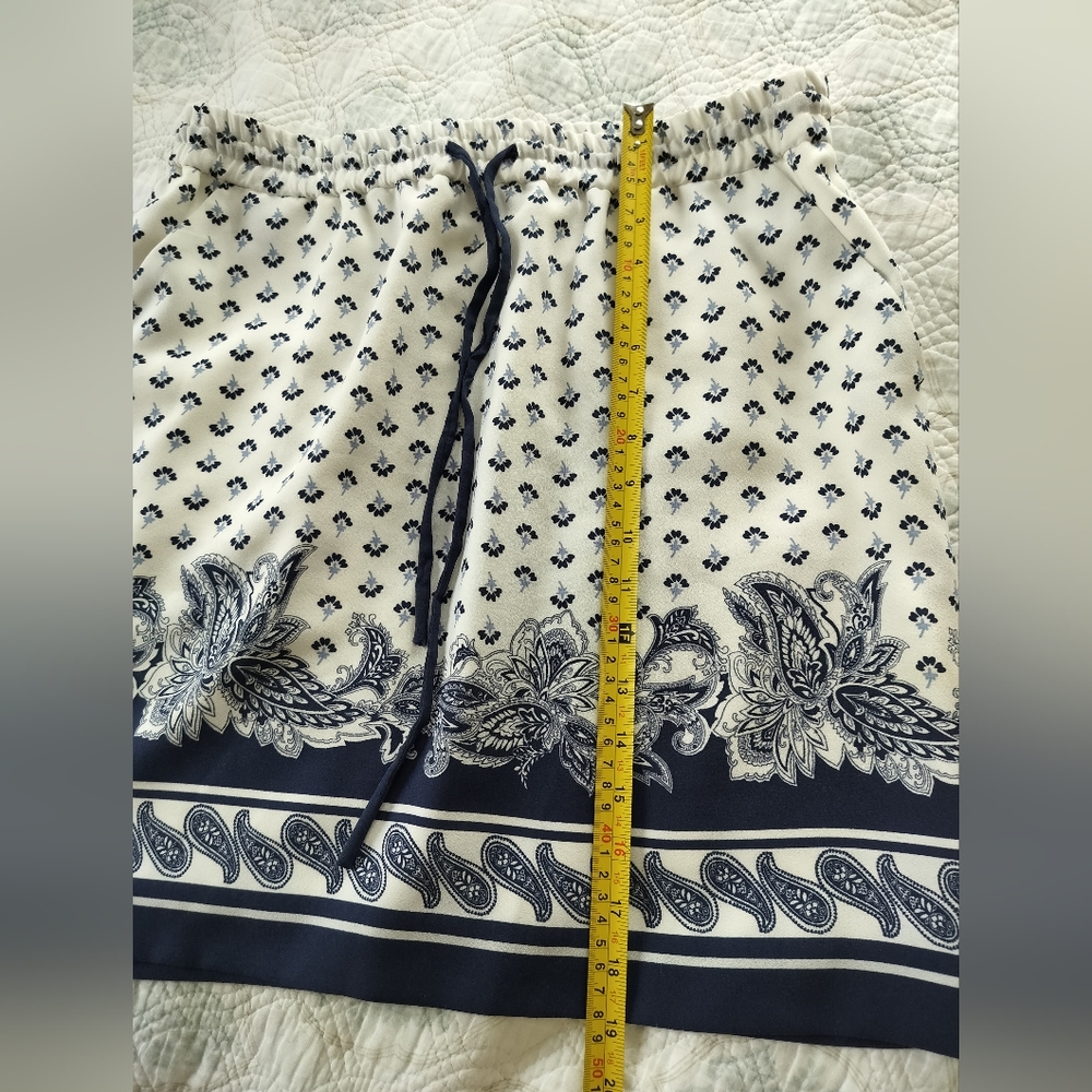 Ann Taylor Skirt Women's - Picture 6 of 7